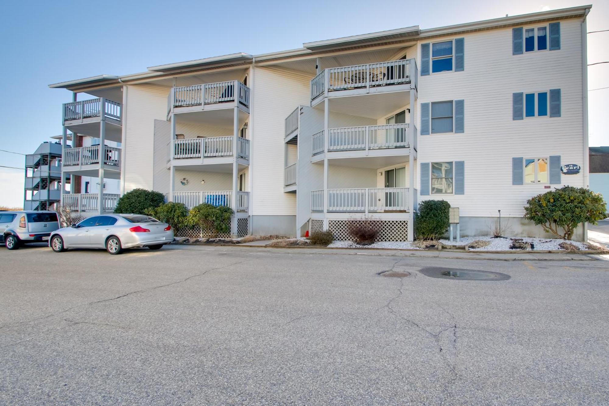 Beachfront Old Orchard Beach Condo With Balcony Luaran gambar